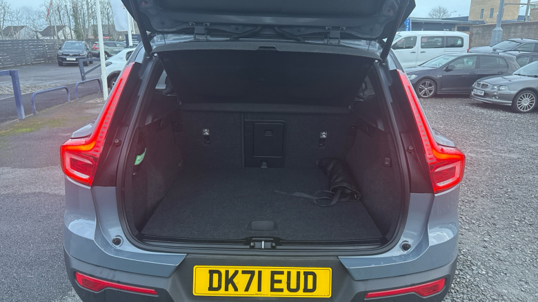 Volvo Xc40 1.5 T4 Recharge PHEV R DESIGN 5dr Auto Estate